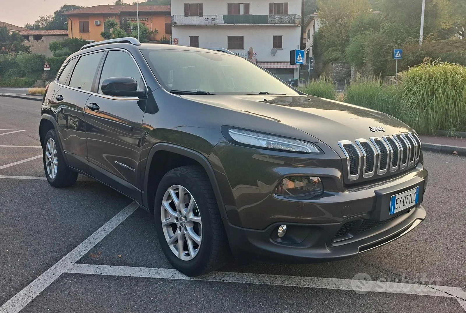 Jeep Cherokee 2015 photo 2