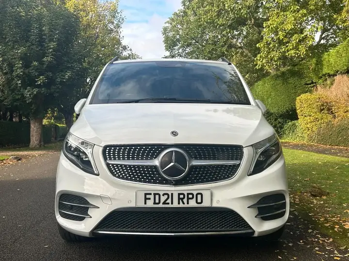 Mercedes-Benz V-Class 2021 photo 4