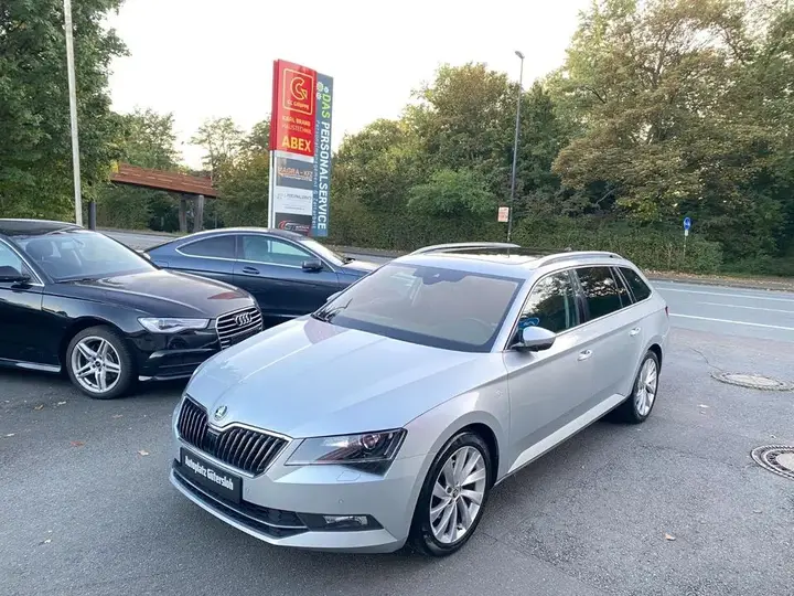 Skoda Superb Combi