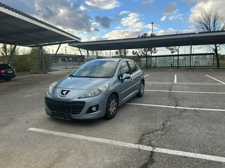 Peugeot 207