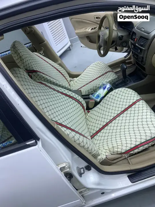 Nissan Sunny 2009 photo 4