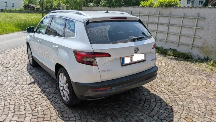 Skoda Karoq 2018 photo 2