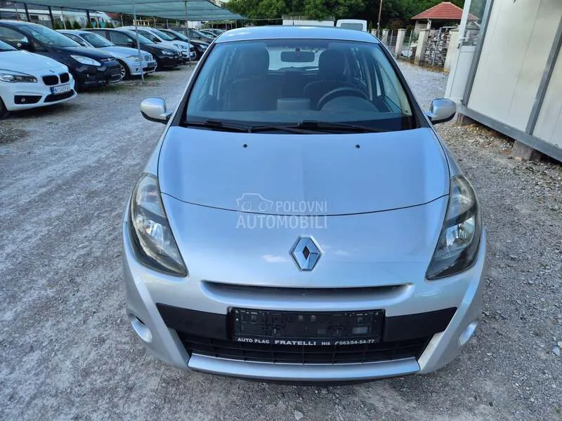 Renault Clio 2011 photo 4