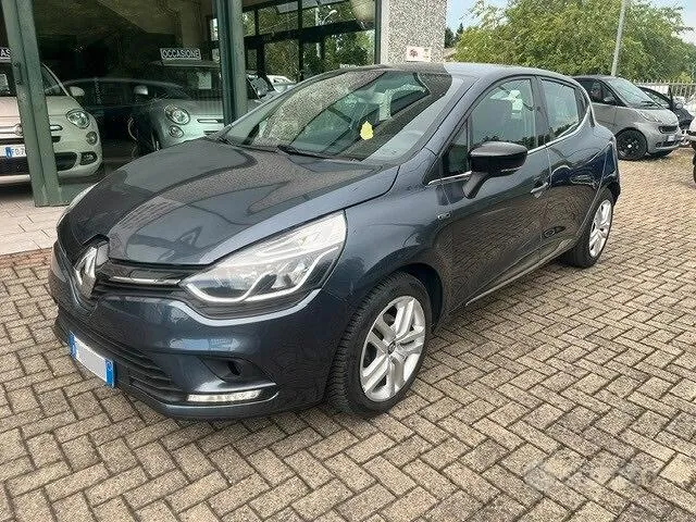 Renault Clio 2018 photo 2