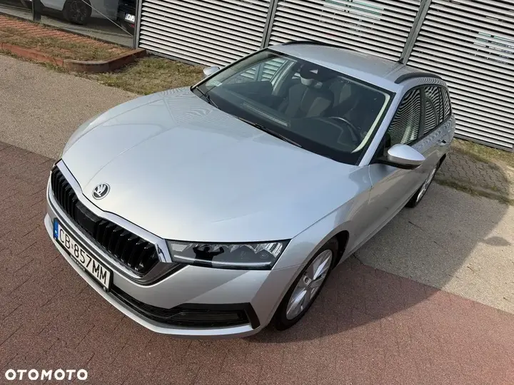 Skoda Octavia 2021 photo 5