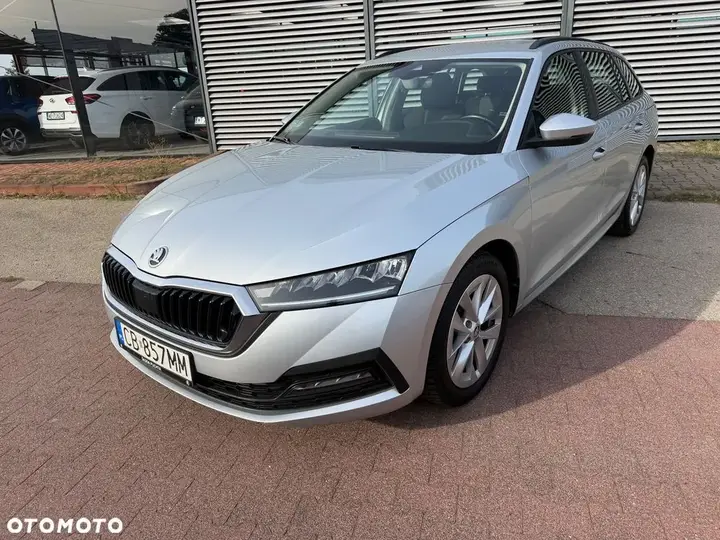 Skoda Octavia 2021 photo 4