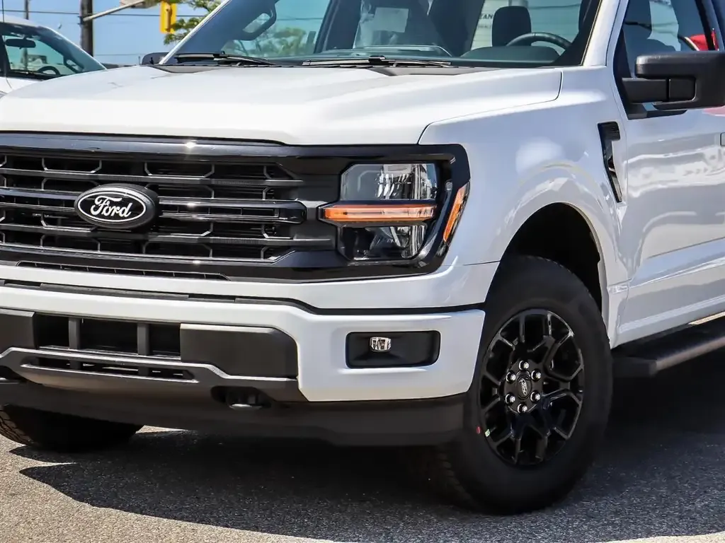 Ford F-150 2026 photo 2