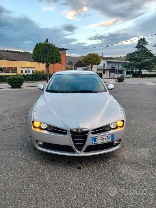 Alfa Romeo 159 2007 photo 3