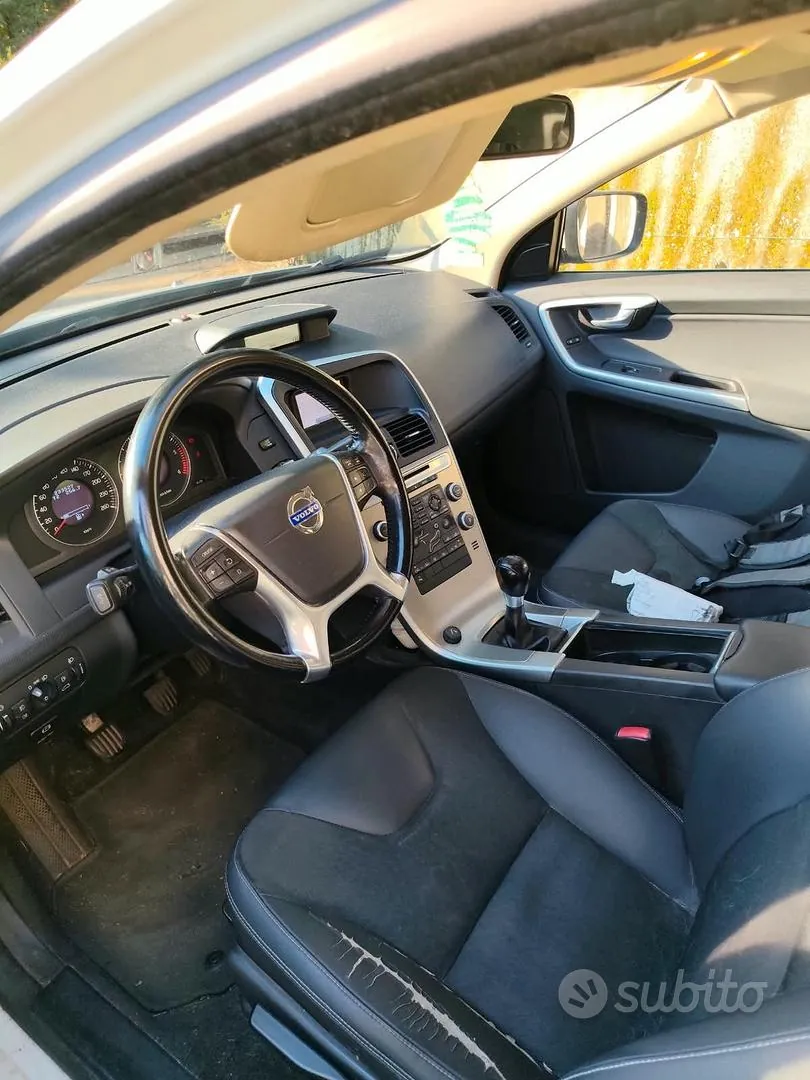 Volvo Xc60 2010 photo 4