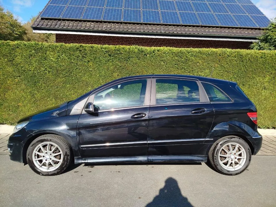 Mercedes-Benz B 160