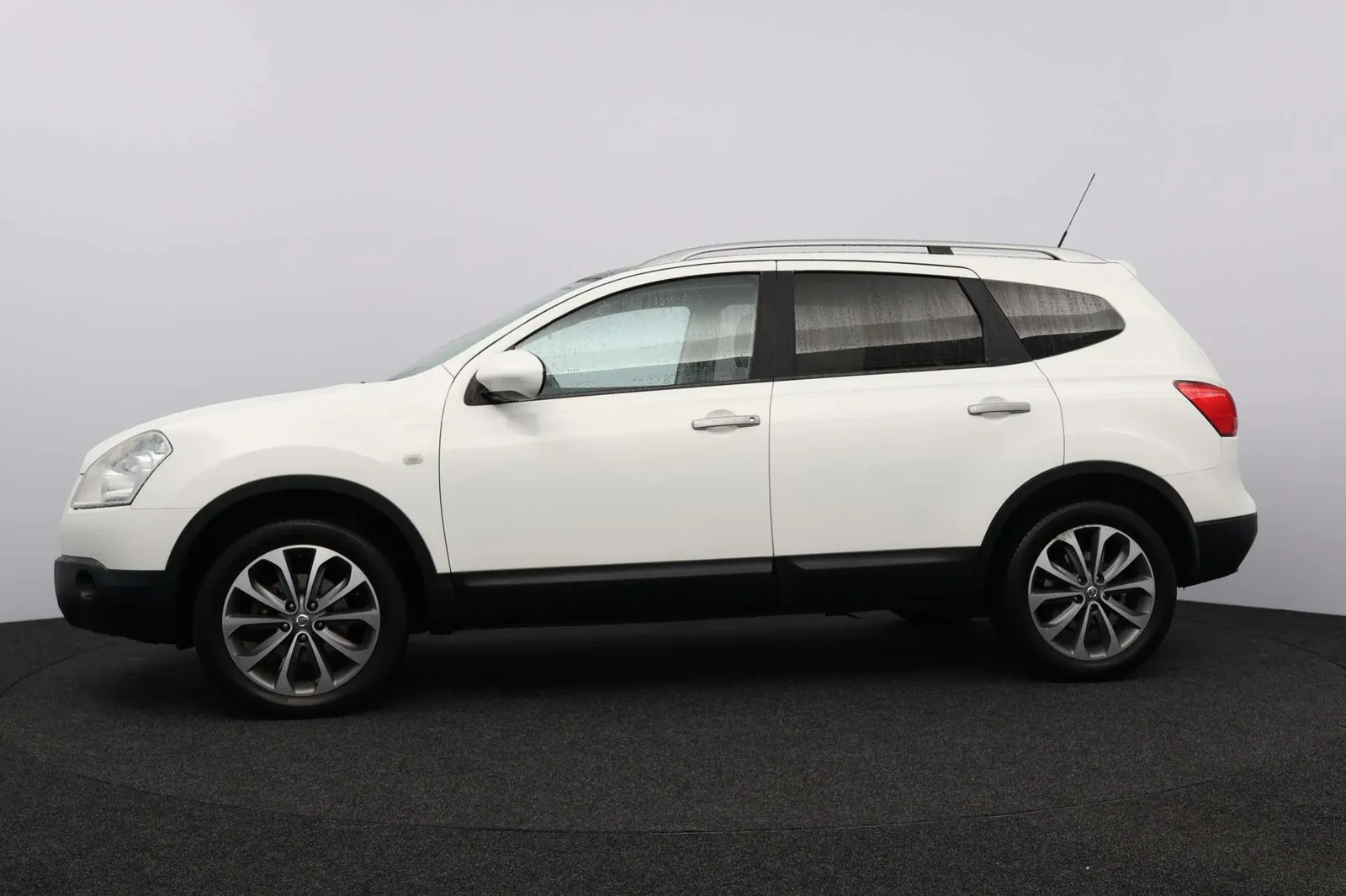 Nissan Qashqai 2010 photo 5