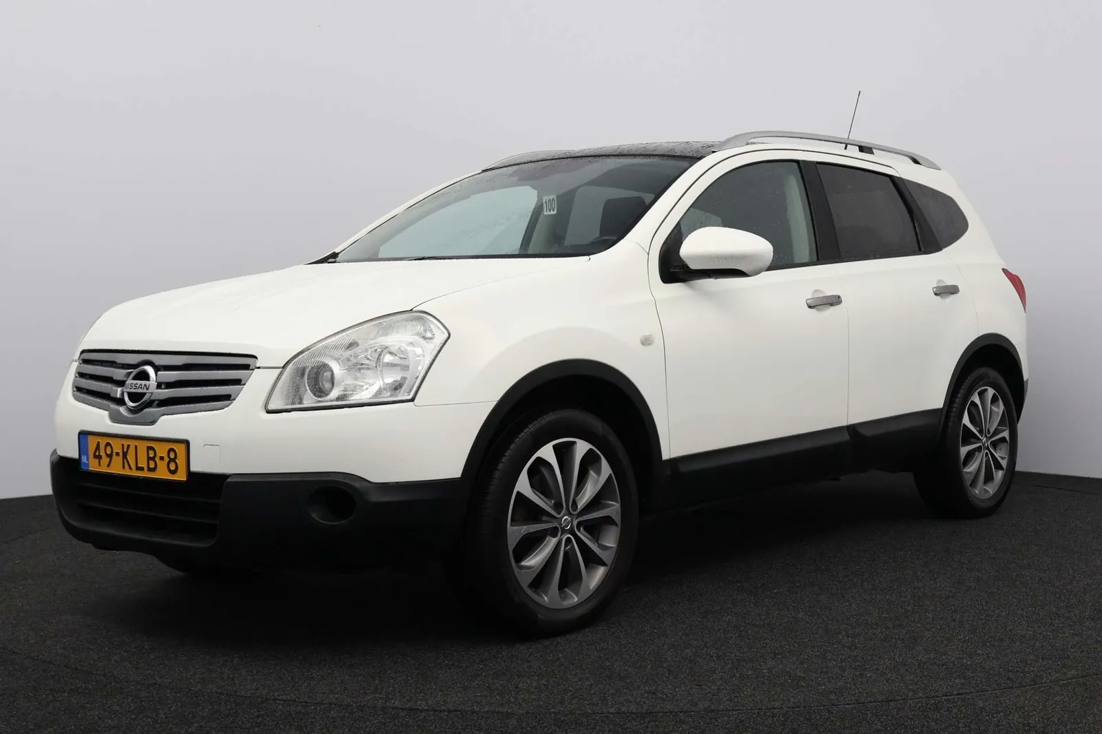 Nissan Qashqai 2010 photo 2