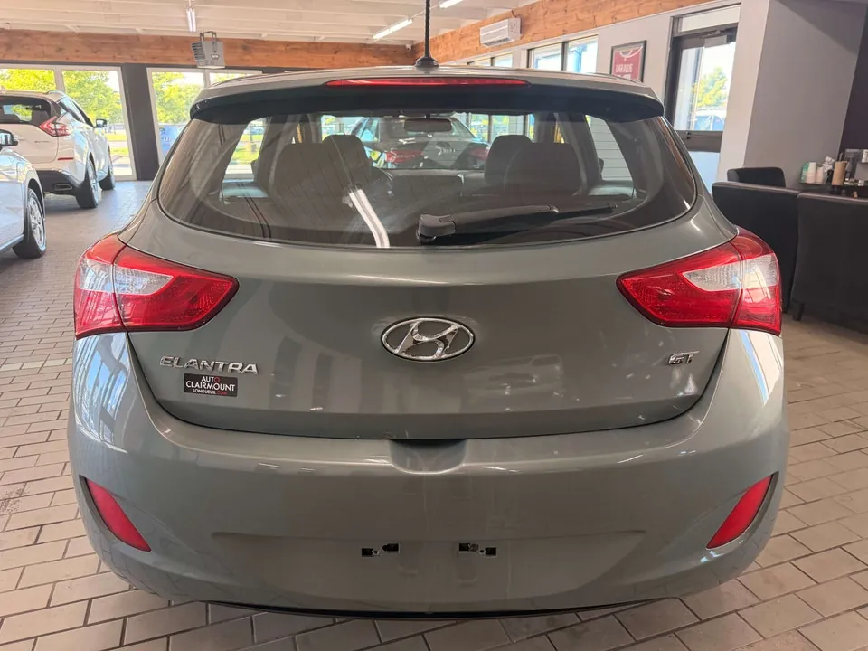 Hyundai Elantra 2013 photo 3