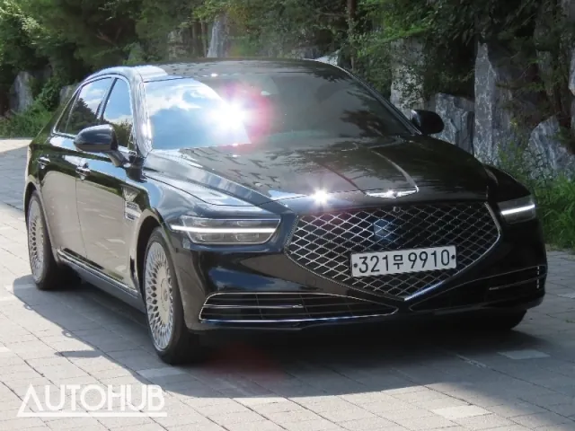 Genesis G90 2019 photo 2
