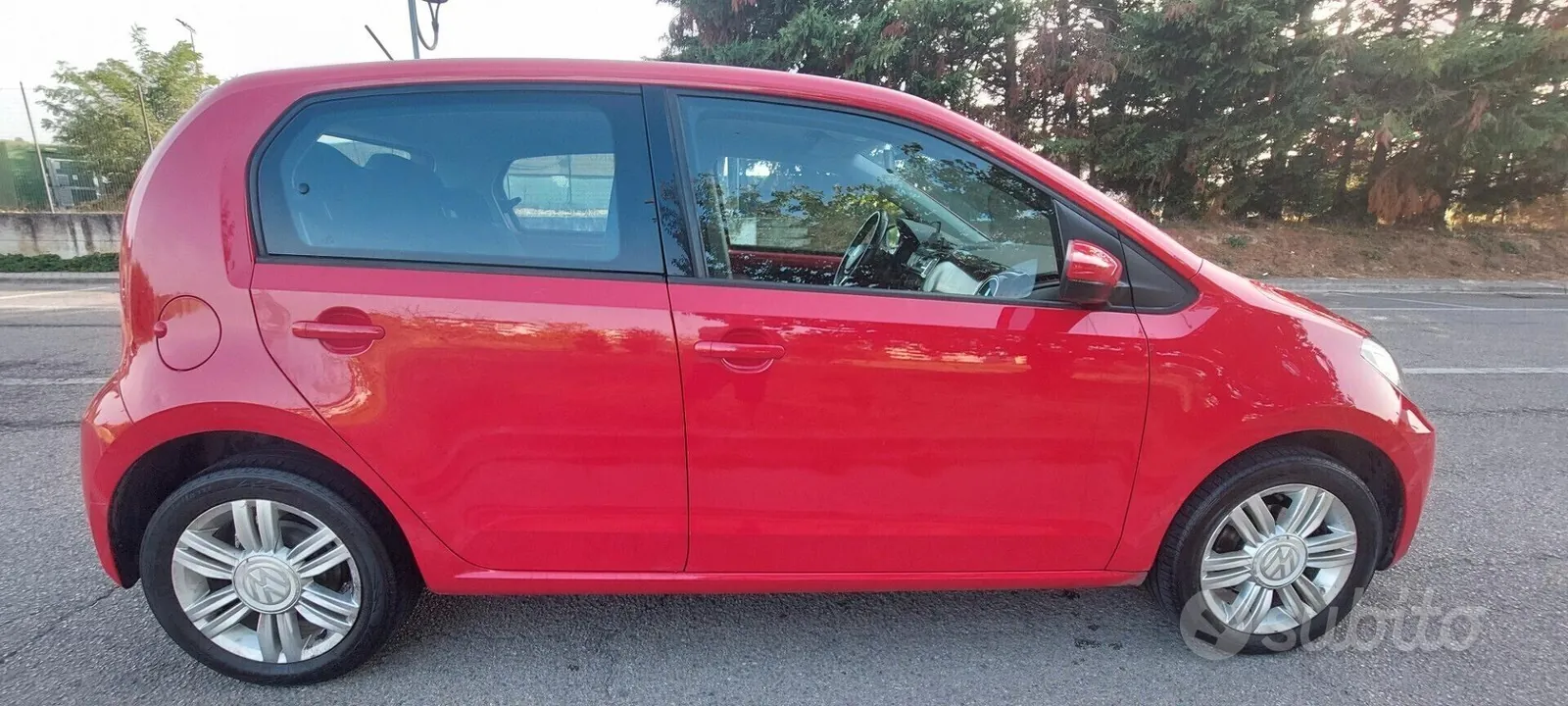 Volkswagen Up