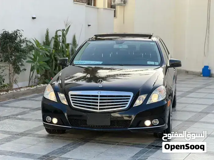 Mercedes-Benz E-Class 2011 photo 3