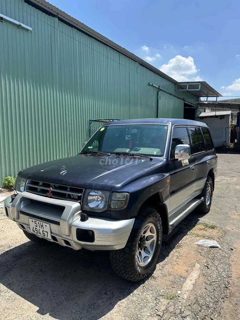 Mitsubishi Pajero 2002 photo 3