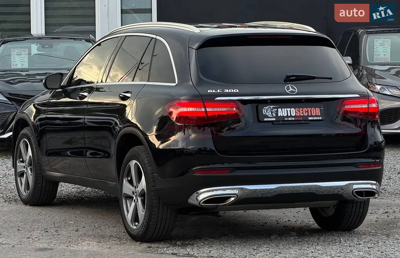 Mercedes-Benz Glc-Class 2019 photo 3