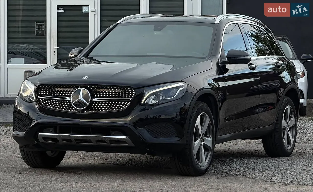 Mercedes-Benz Glc-Class 2019 photo 2