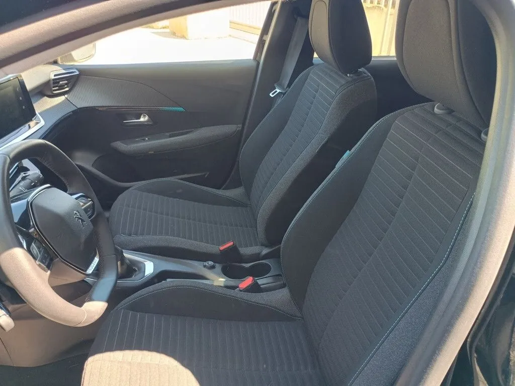 Peugeot 208 2023 photo 5