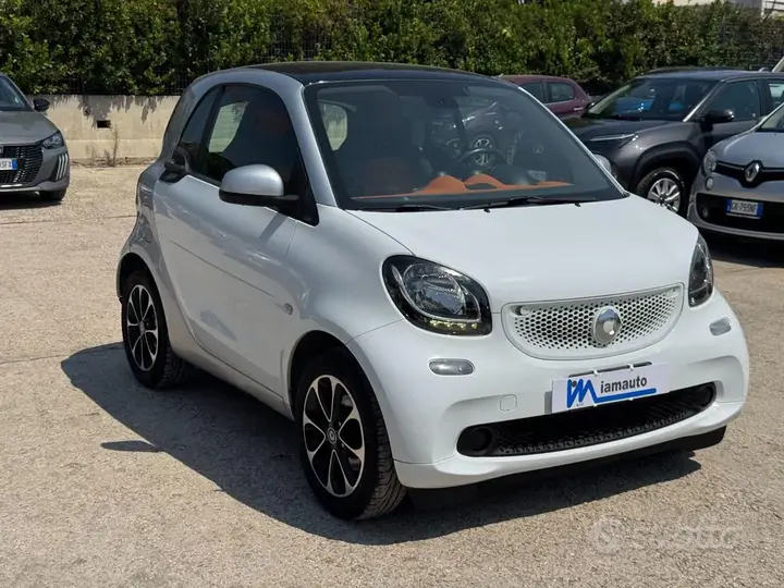 Smart Fortwo 2015 photo 3