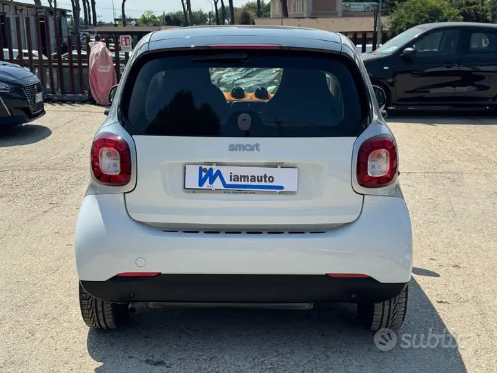 Smart Fortwo 2015 photo 5