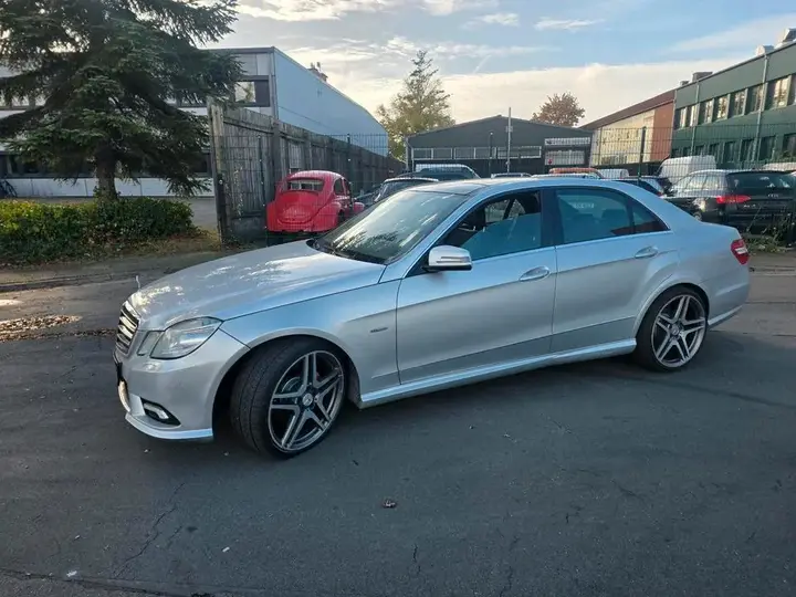 Mercedes-Benz E350