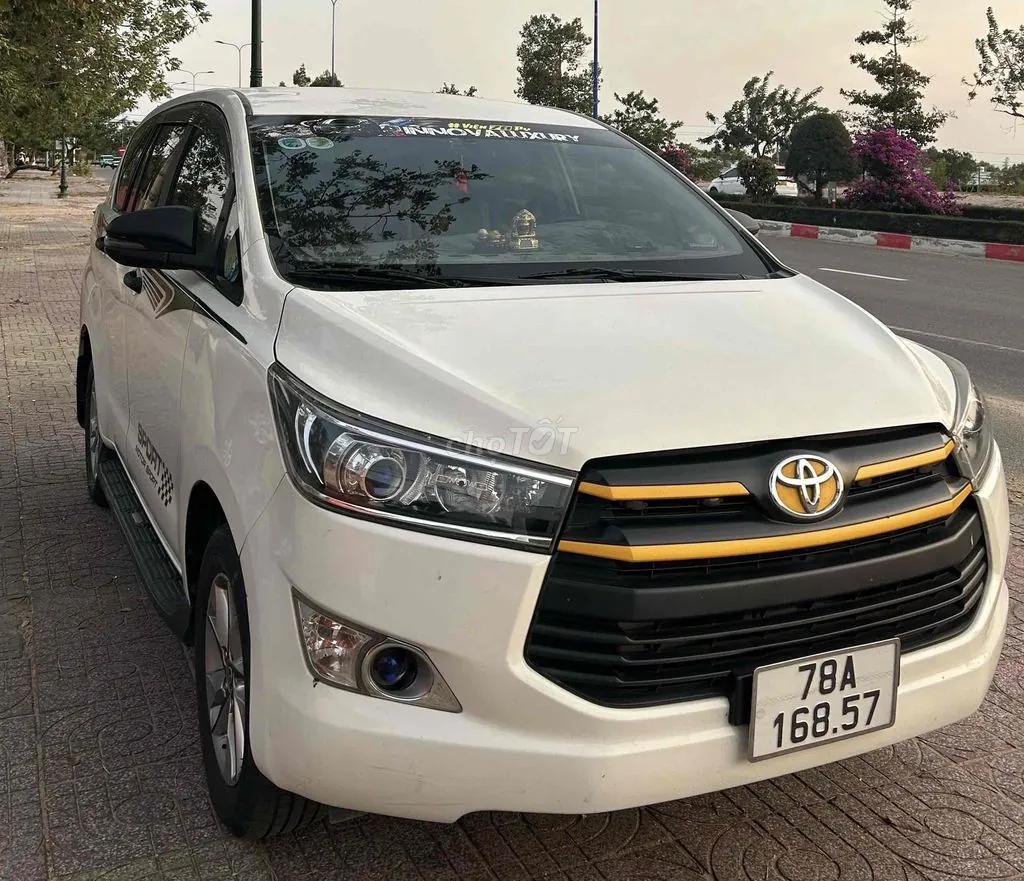Toyota Innova