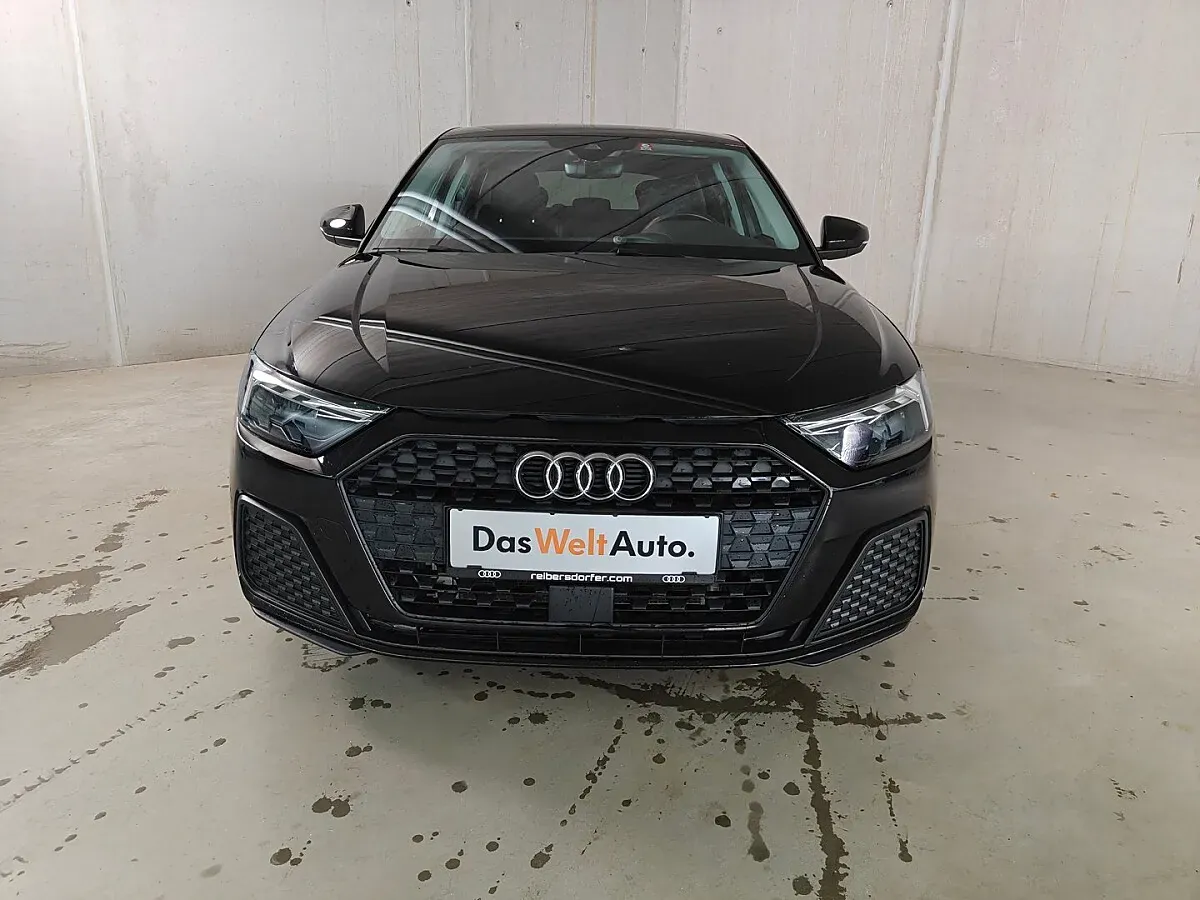 Audi A1 2023 photo 2
