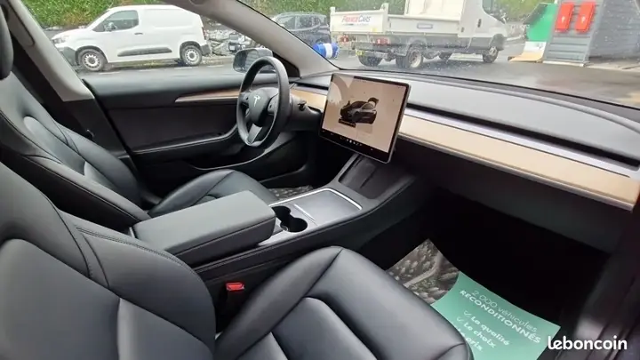 Tesla Model 3 2022 photo 5