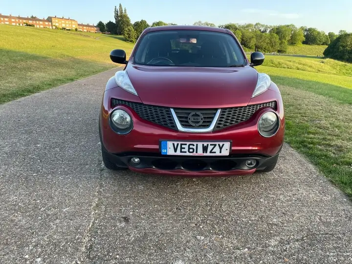 Nissan Juke 2012 photo 2