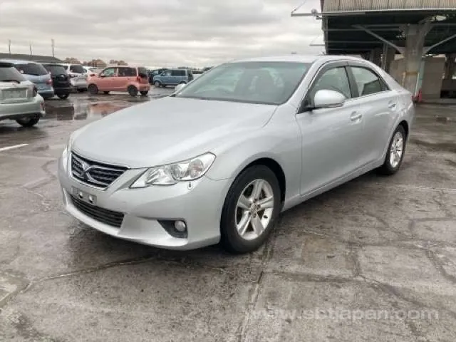 Toyota Mark X 2009 photo 2