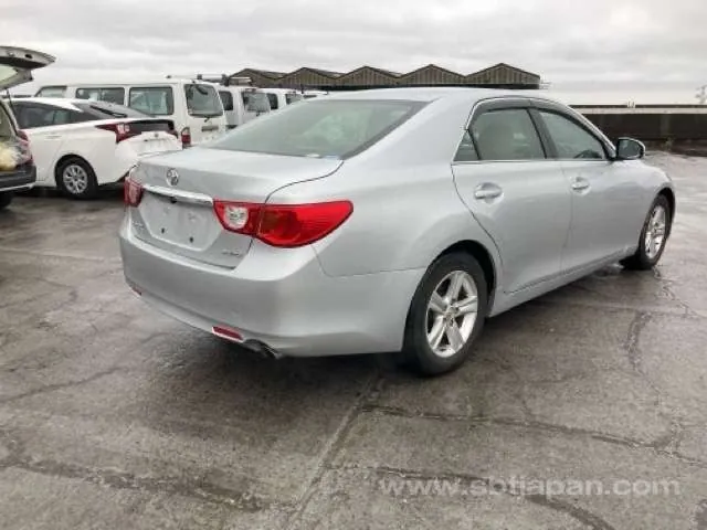 Toyota Mark X 2009 photo 4