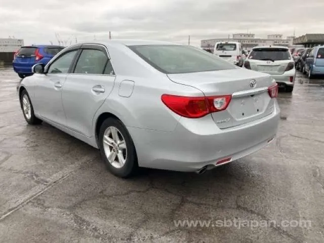 Toyota Mark X 2009 photo 3