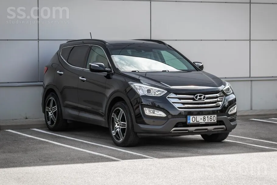Hyundai Santa Fe 2013 photo 3