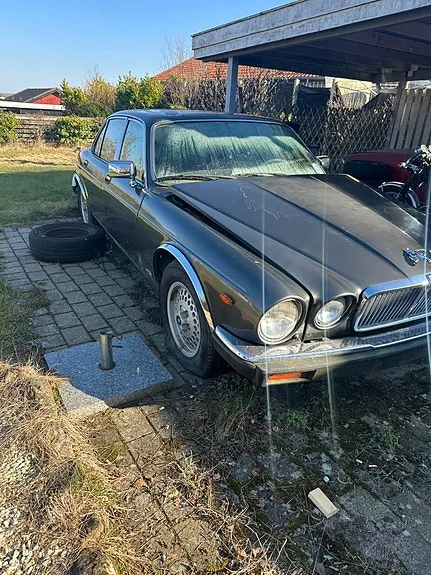 Jaguar Xj6 1985 photo 3
