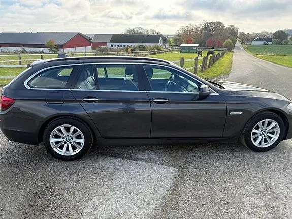 BMW 520D 2015 photo 2