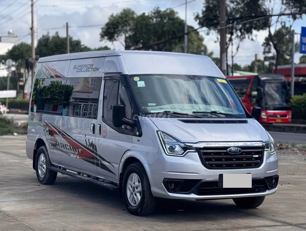 Ford Transit 2022 photo 2