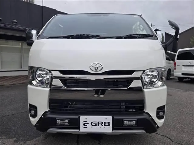 Toyota Hiace Gl 2026 photo 2