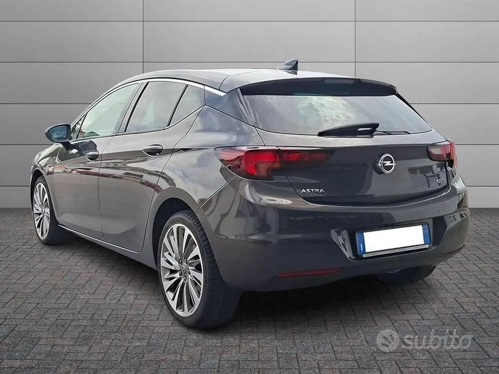Opel Astra 2017 photo 2