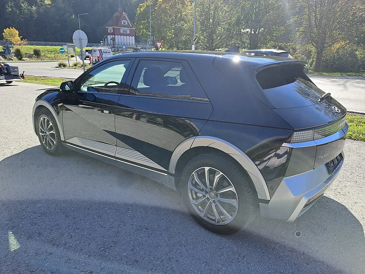Hyundai Ioniq 5 2025 photo 2