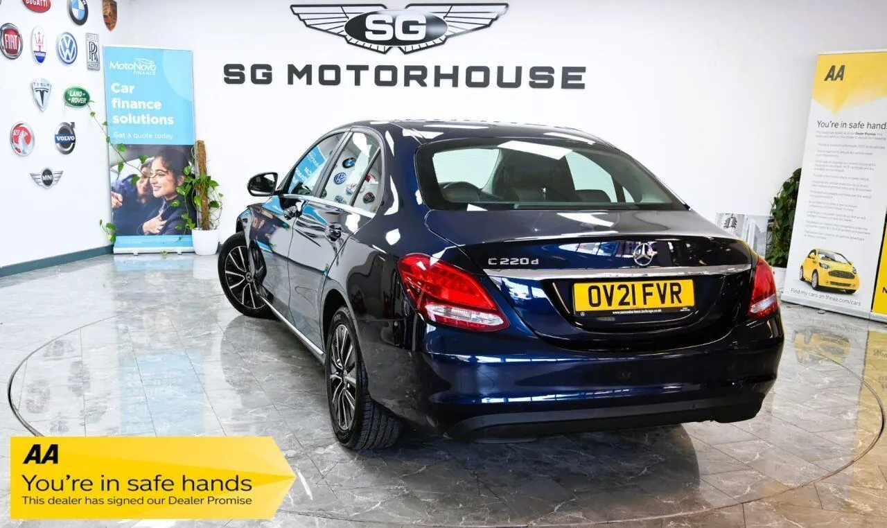 Mercedes-Benz C-Class 2021 photo 2