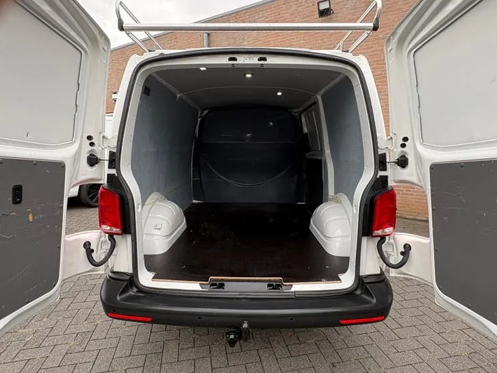 Volkswagen Transporter 2020 photo 3
