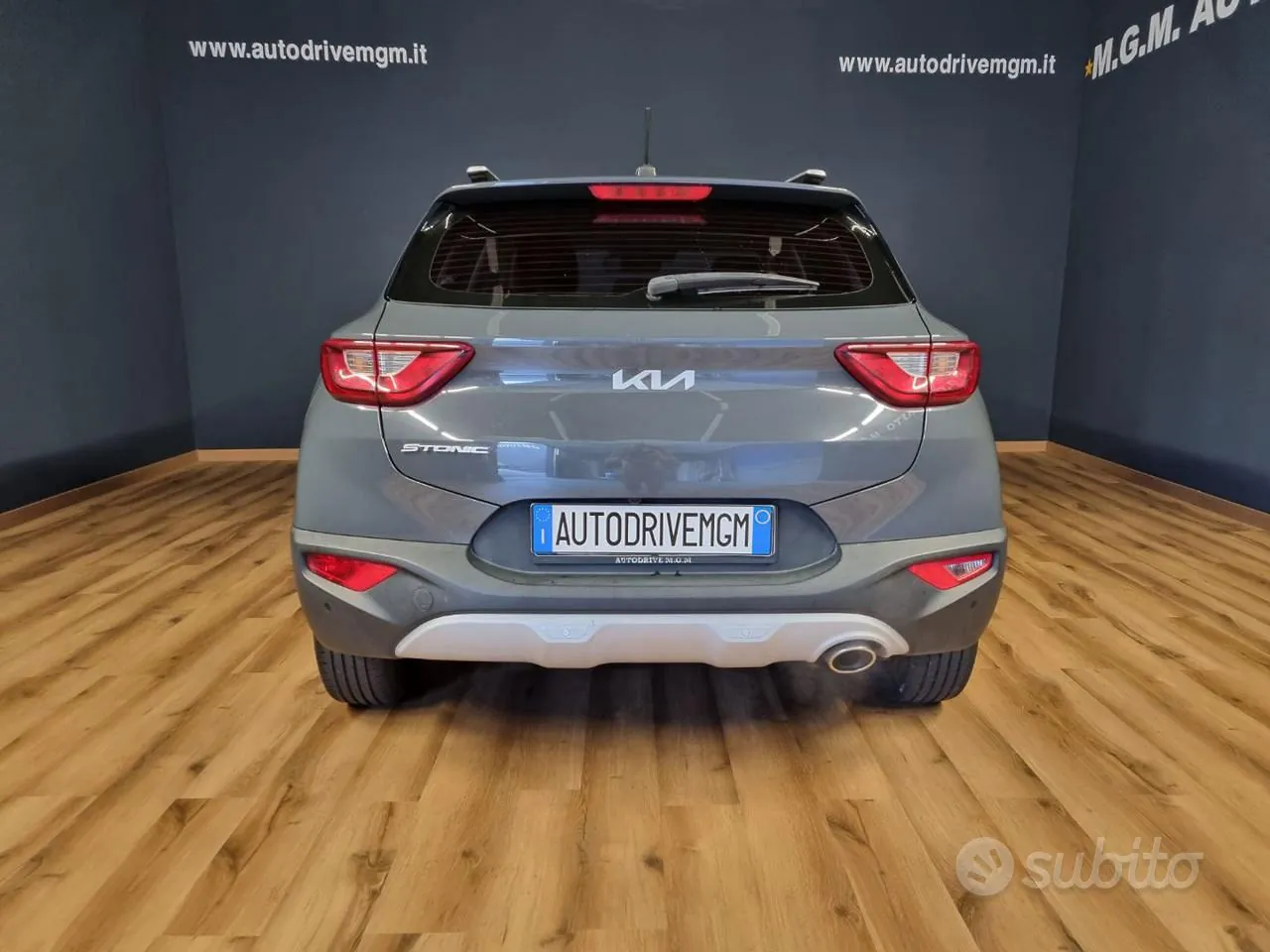 Kia Stonic 2022 photo 3