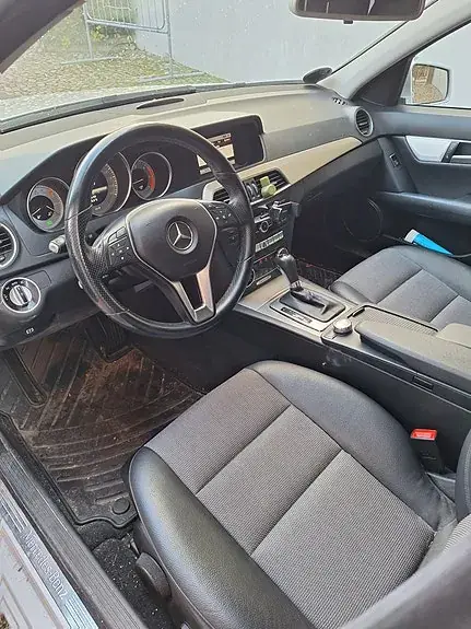 Mercedes-Benz C 220 2013 photo 3