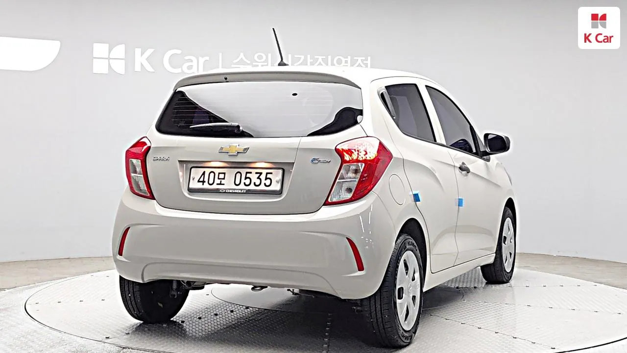 Chevrolet Next Spark 2017 photo 4
