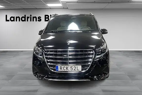 Mercedes-Benz V 300 2026 photo 2