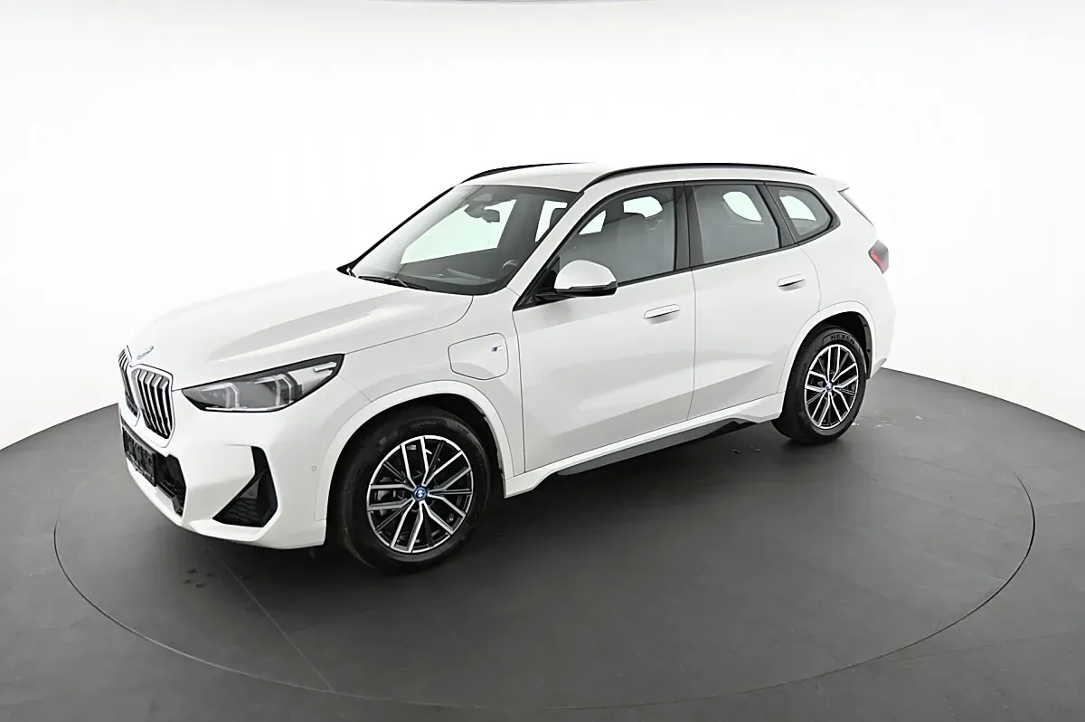 BMW X1 2023 photo 3