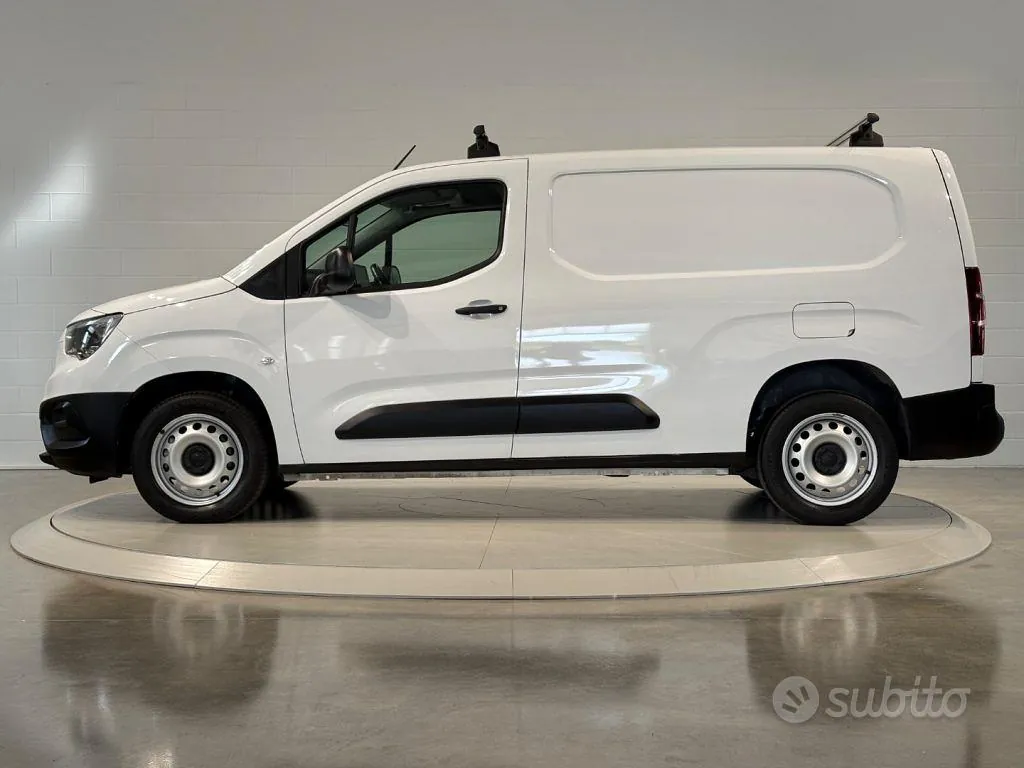 Opel Combo 2023 photo 2