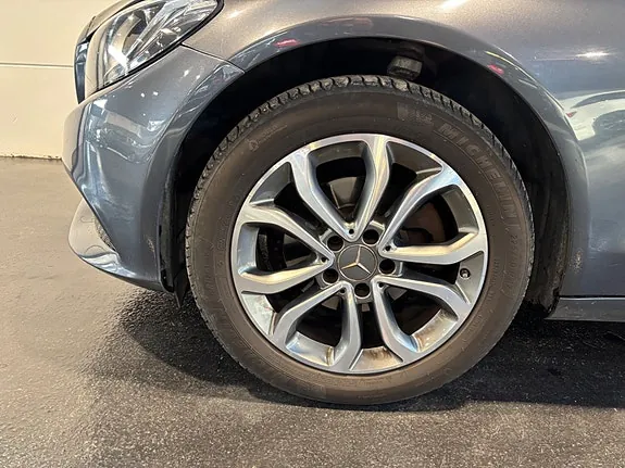 Mercedes-Benz C200 2015 photo 5